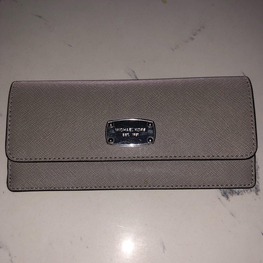 michael kors wallet